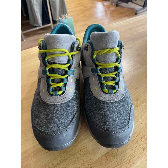 Duluth Trading Shoes - Women's Shoe Size 7.5 Duluth Trading Grey Hiking Shoes